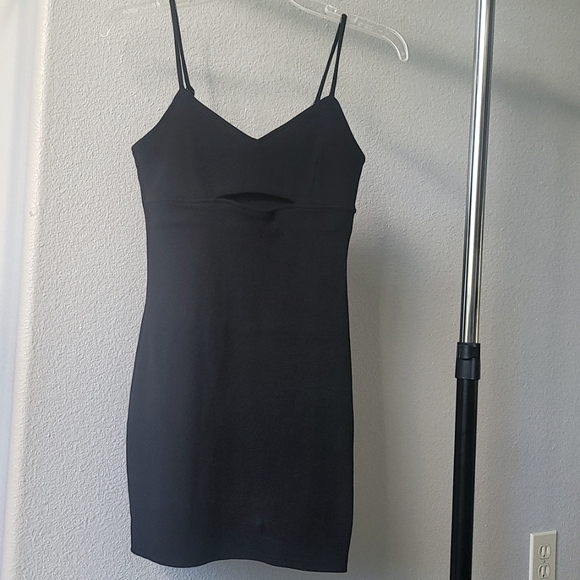 Steve Madden - BB Dakota by Steve Madden Sweetheart Neck Cut Out Sleeveles Dress - Picture 2 of 10